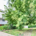 Relaxing Getaway 30 Minutes From Paris For 4 People Guyancourt